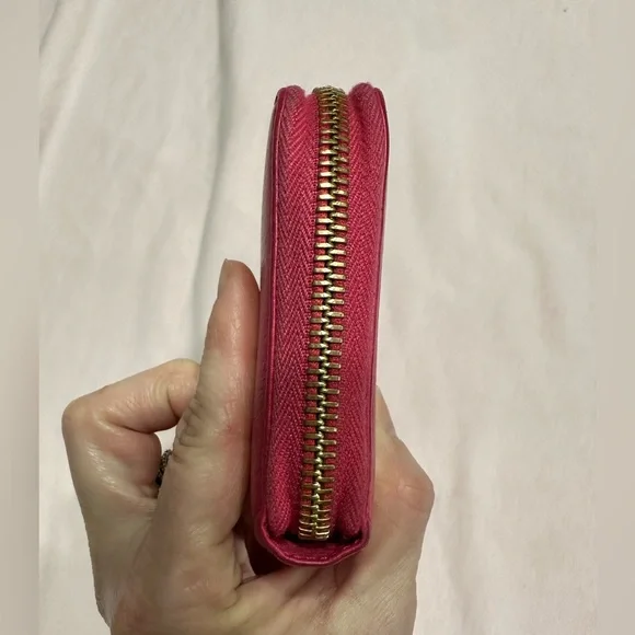 Gucci GG Marmont Zip Around wallet- Fuchsia Pink - Picture 6 of 13